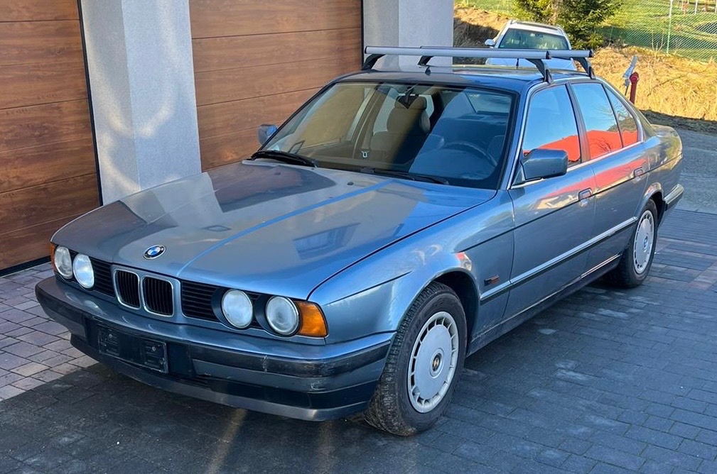 BMW 520 benzín e34