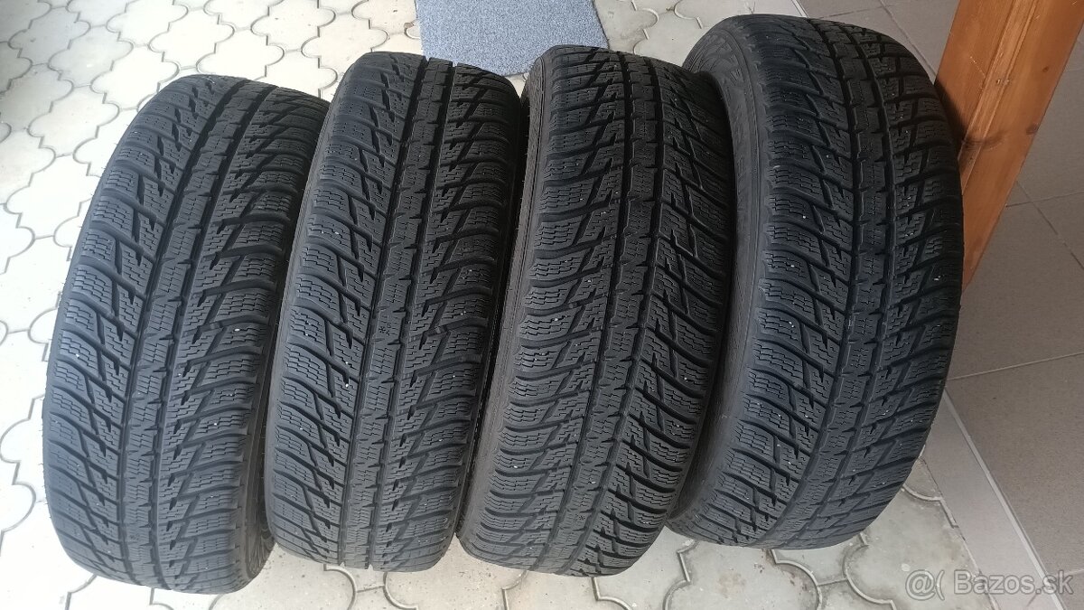 Zimne pneu NOKIAN WR SUV3 225/60 R17 XL