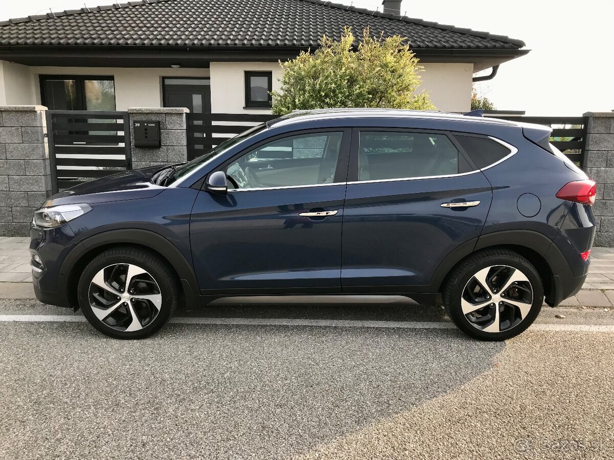 HYUNDAI TUCSON 2.0 CRDi 4x4 AUTOMAT