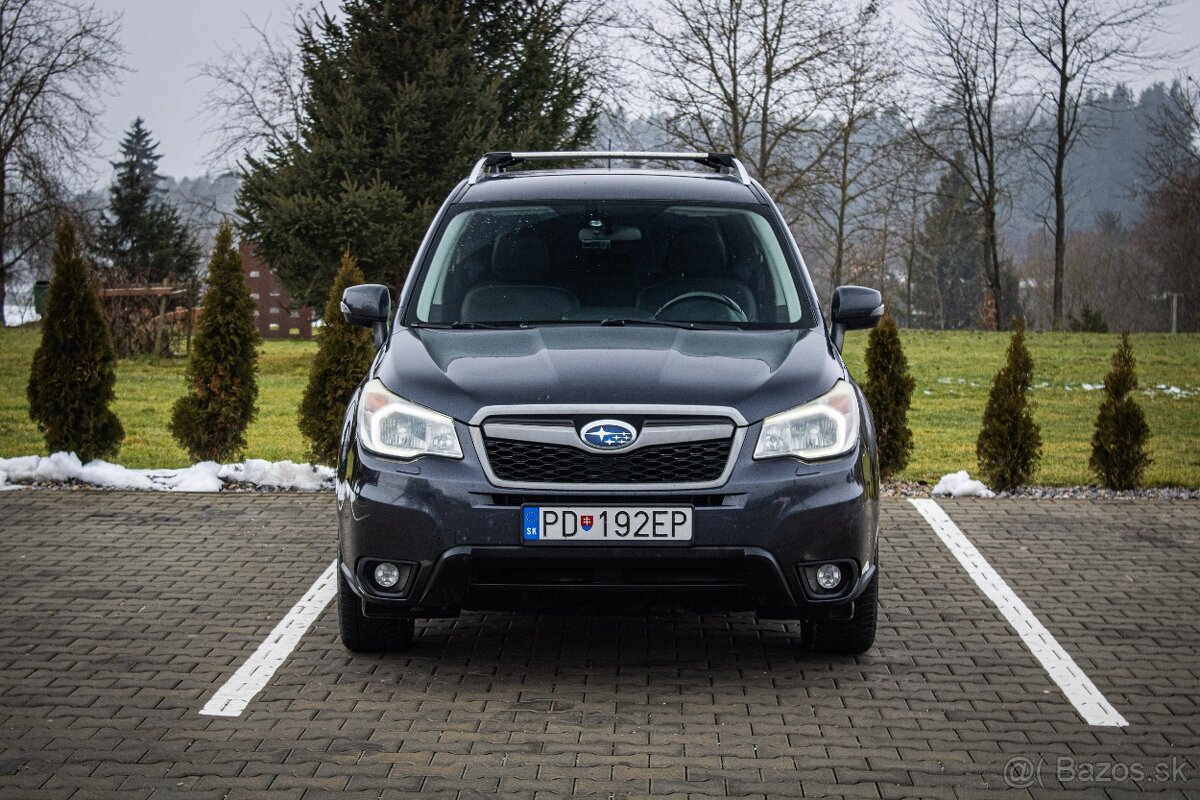 Subaru Forester 2.0D Comfort, Slovenské s históriou, Kamera