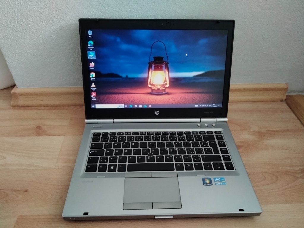 predám HP elitebook -Intel core i5 -8gb ram -250gb ssd