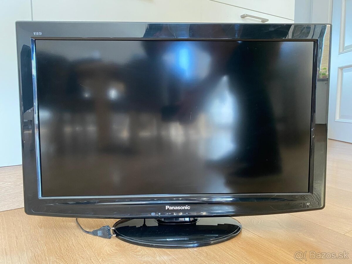 Televízor Panasonic TX-L32C20E LCD TV, 32"/82 cm, HD