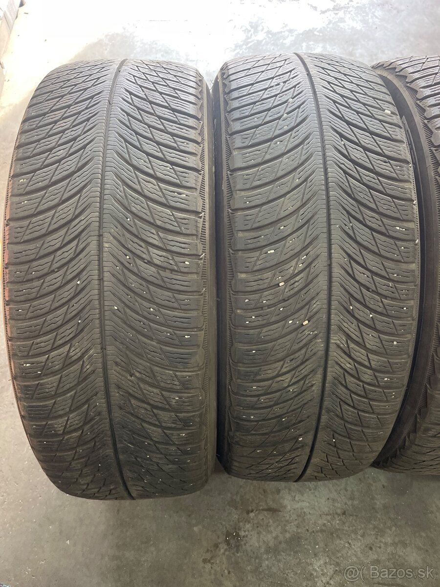 235/55R19 105V Michelin Alpin 5 SUV