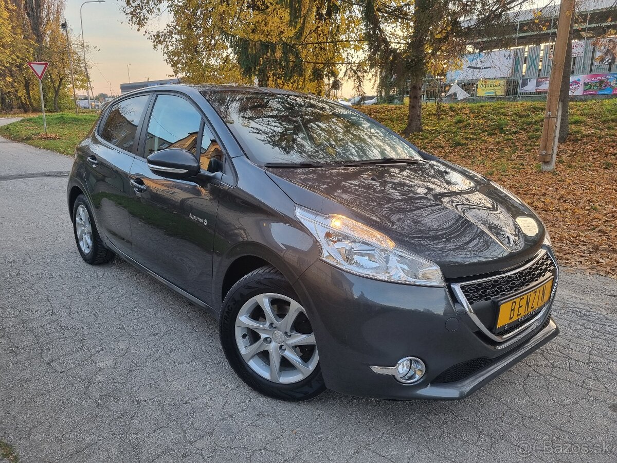 ===Peugeot 208 1.2 Vti Allure===80 000km