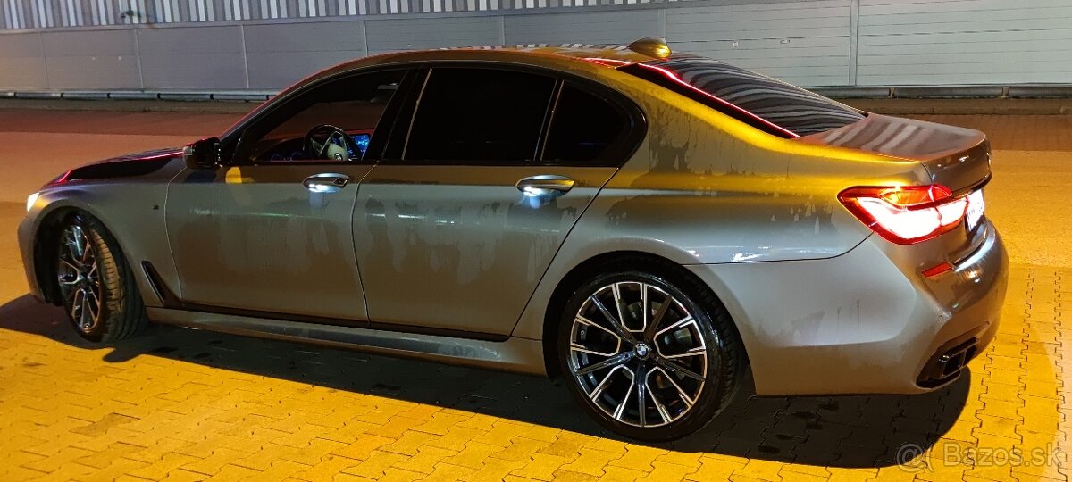 Bmw 7 g11 g12 R20 Mpacket spoke 817 pneu