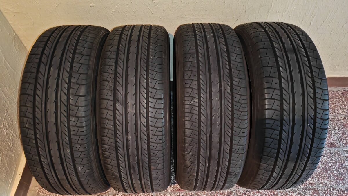 YOKOHAMA  225/55 R18 98H