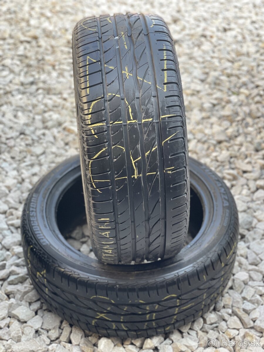 225/55 R17