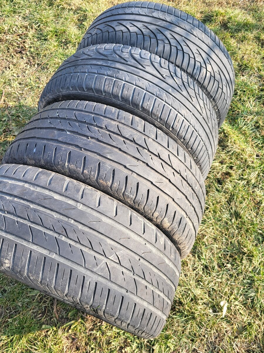 Letné pneu 215 /55 R16