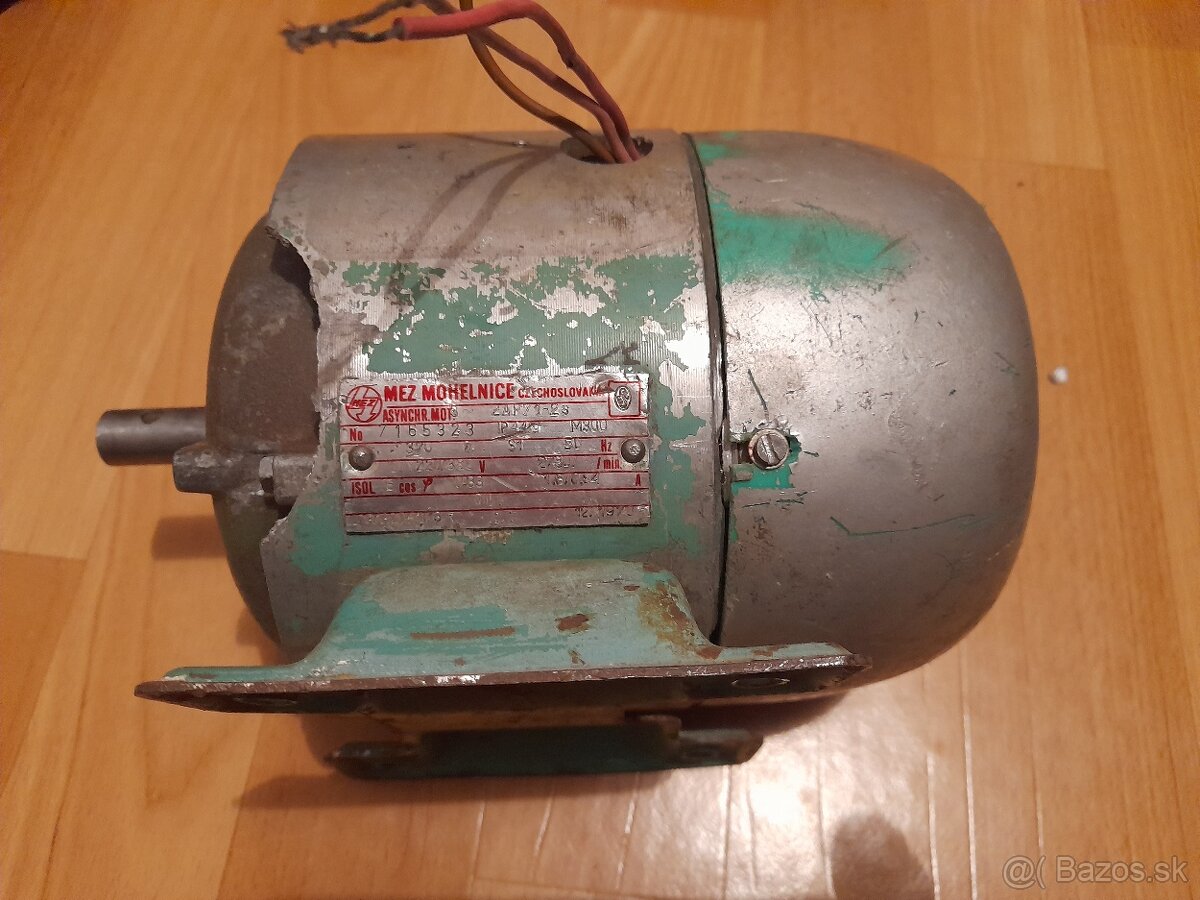 Predám elektromotor 220/380 V, 2790 ot.,1,6 A, 370 W