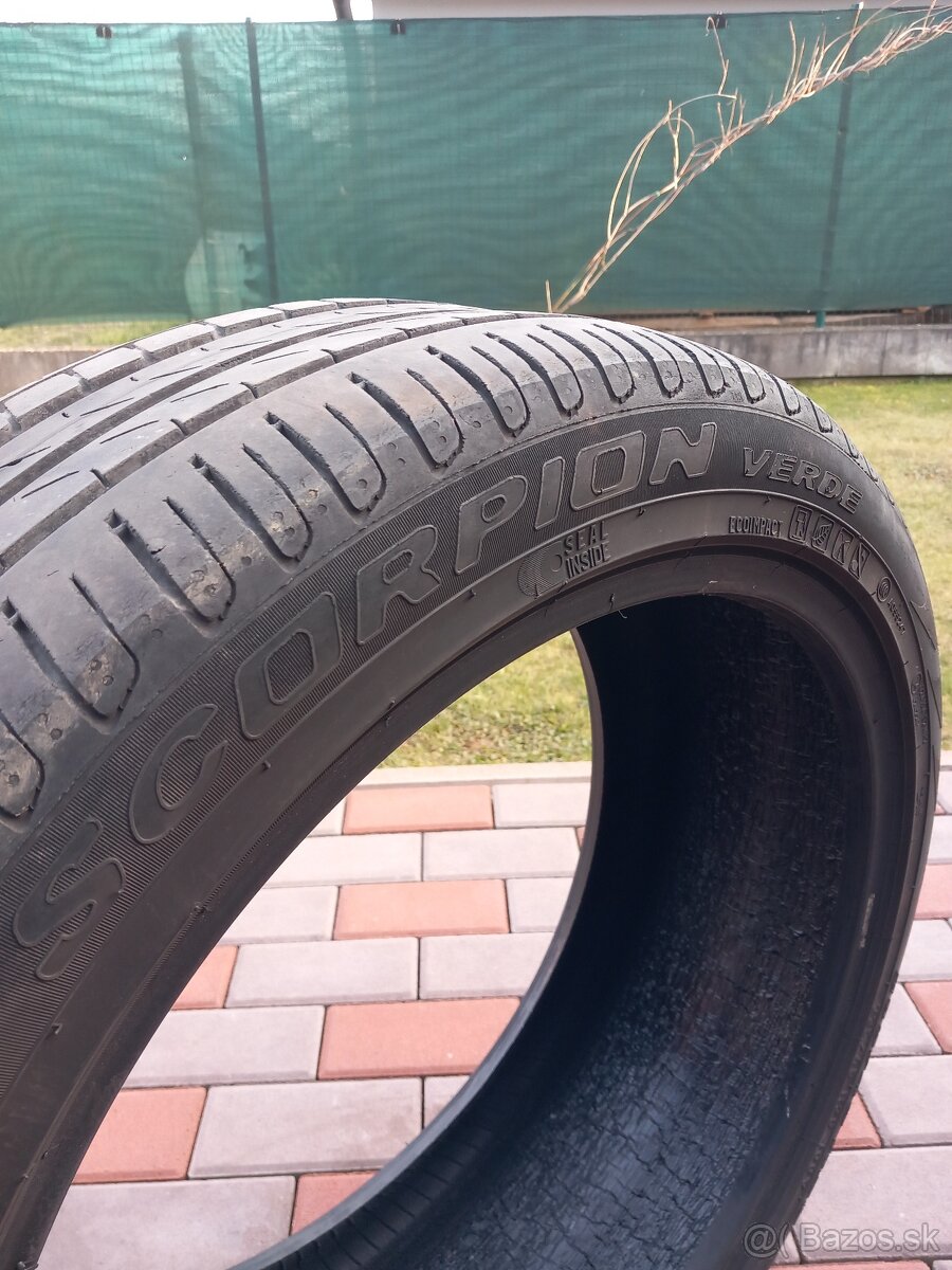 235/45 r20 letne