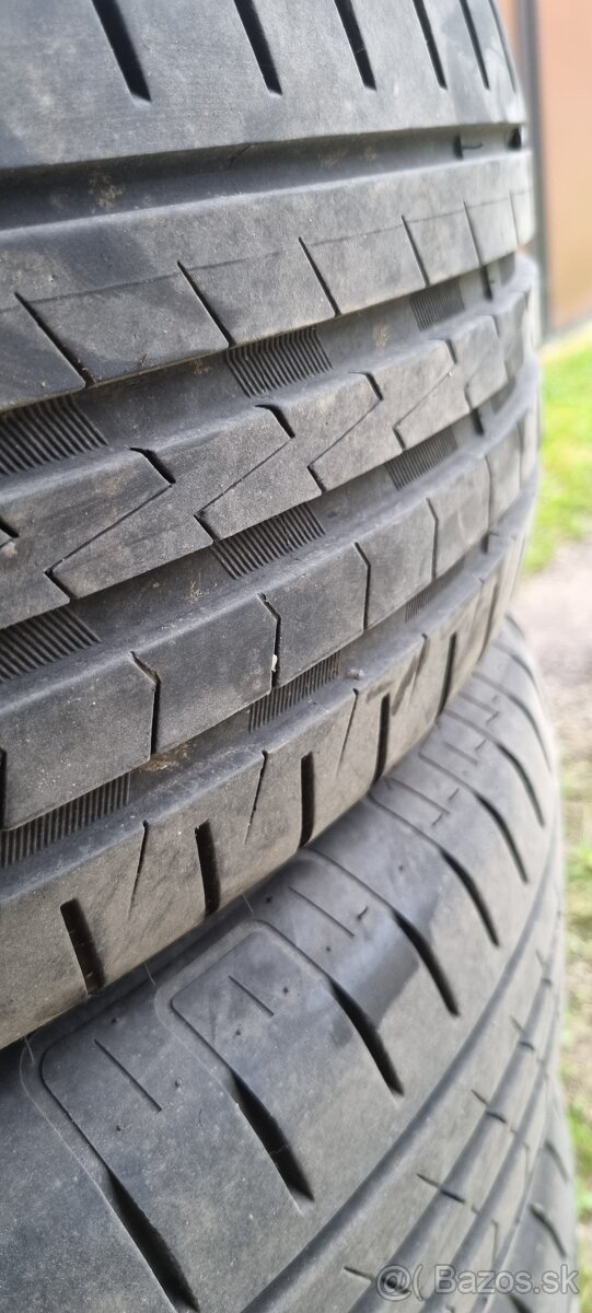 215/60r17