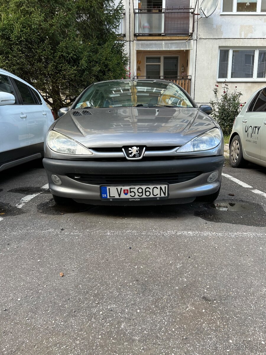 Predám Peugeot 206 1,4 benzin rok výroby 2000