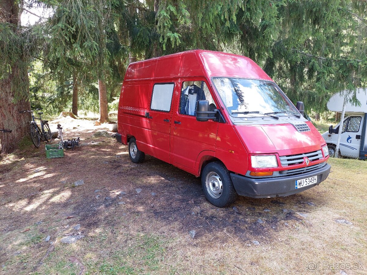 Renault Trafic 4x4 - obytná dodávka - karavan