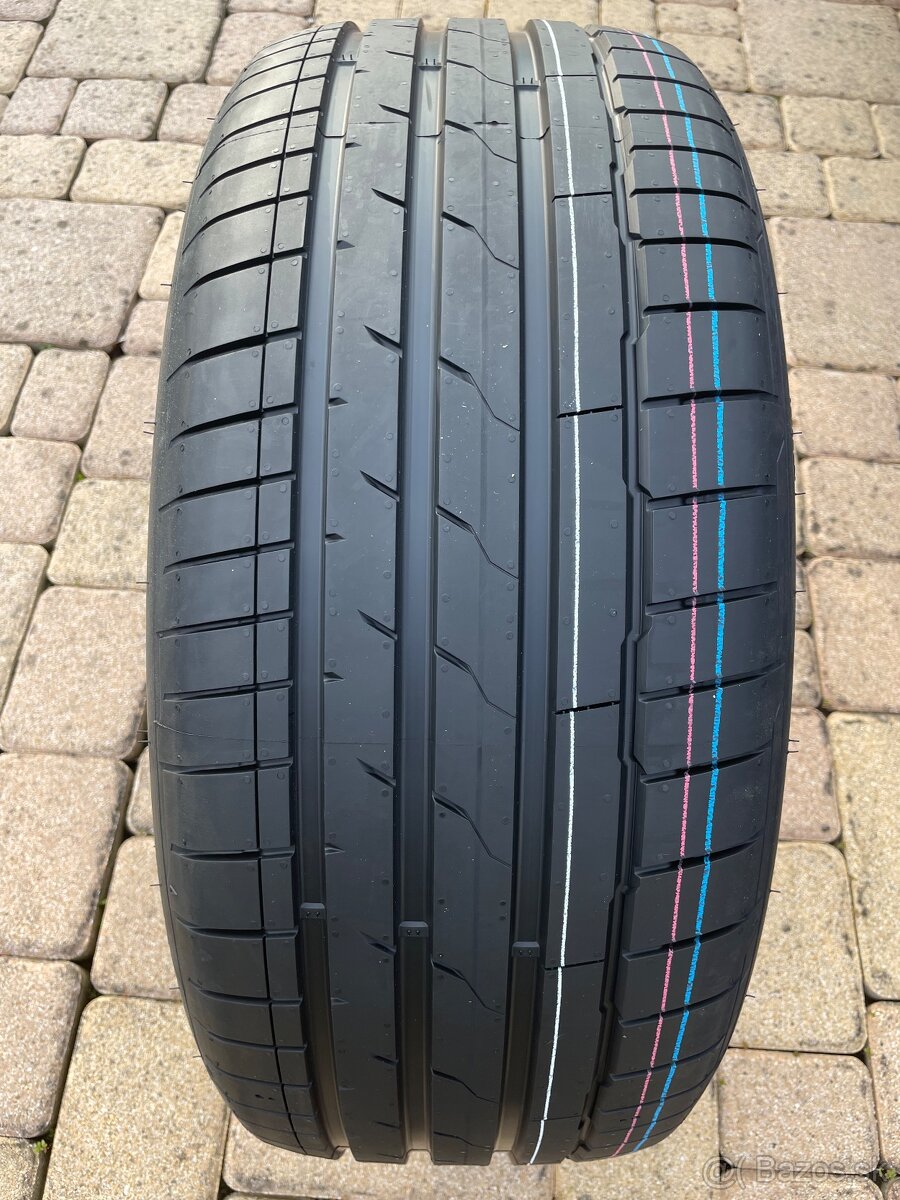 Pneumatiky 255/45 R20