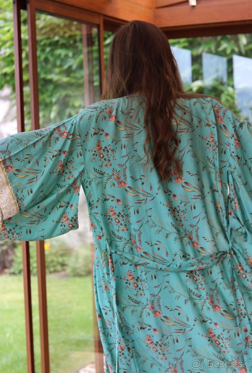 Kimono kaftan tyrkysove prehos na plavky