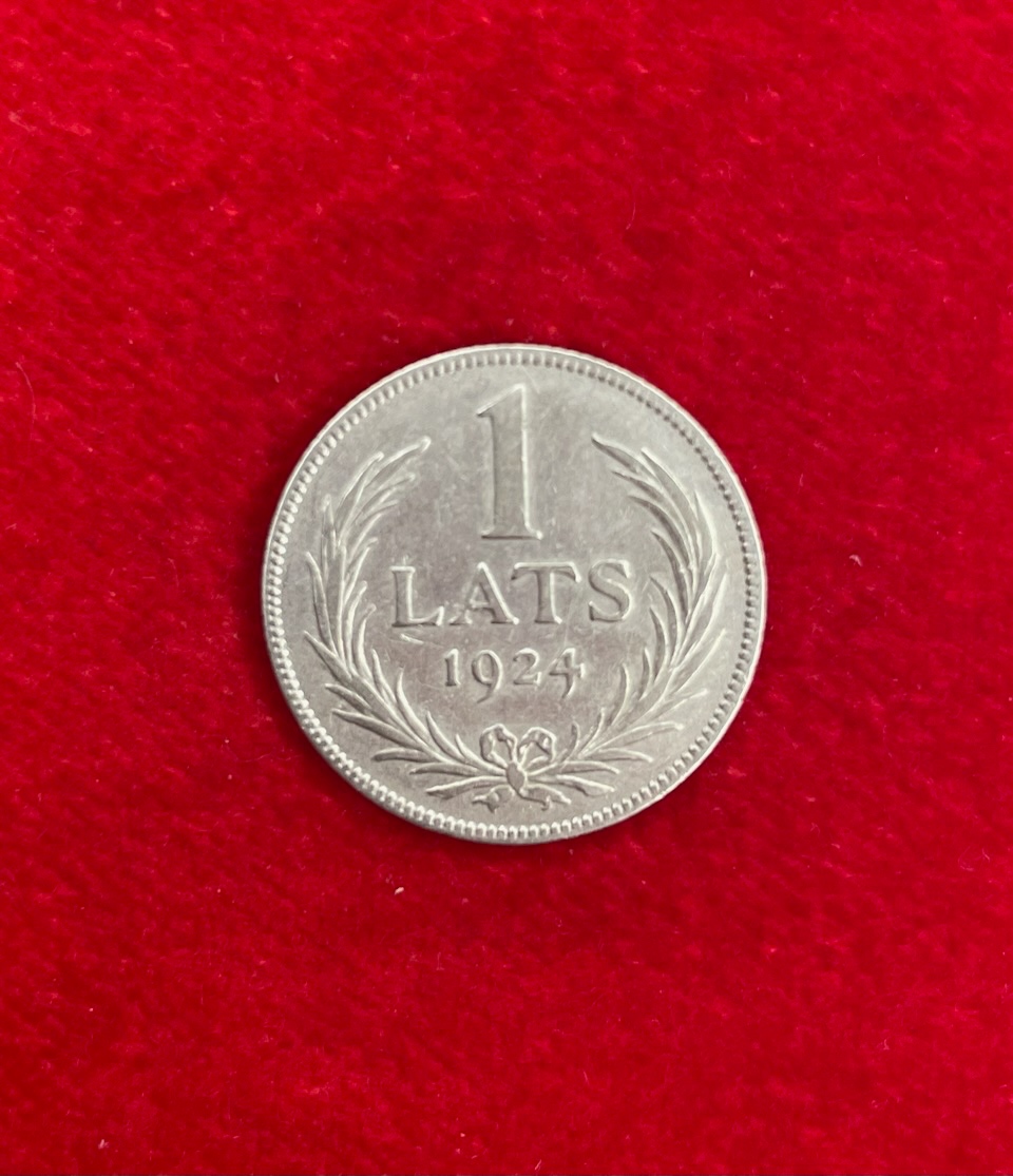 Strieborná minca Lotyšska - 1 Lats 1924