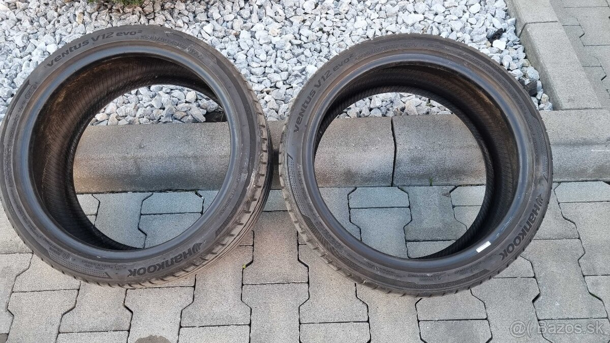 Hankook Ventus V12 Evo2 215/40 r17