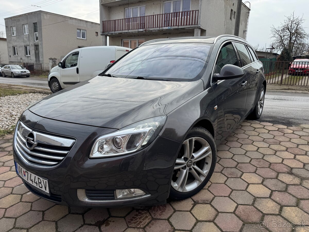 Opel Insignia ST 2.0 CDTi 12/2012