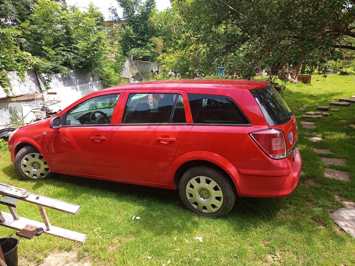 Opel Astra  1.7cdti /2010.