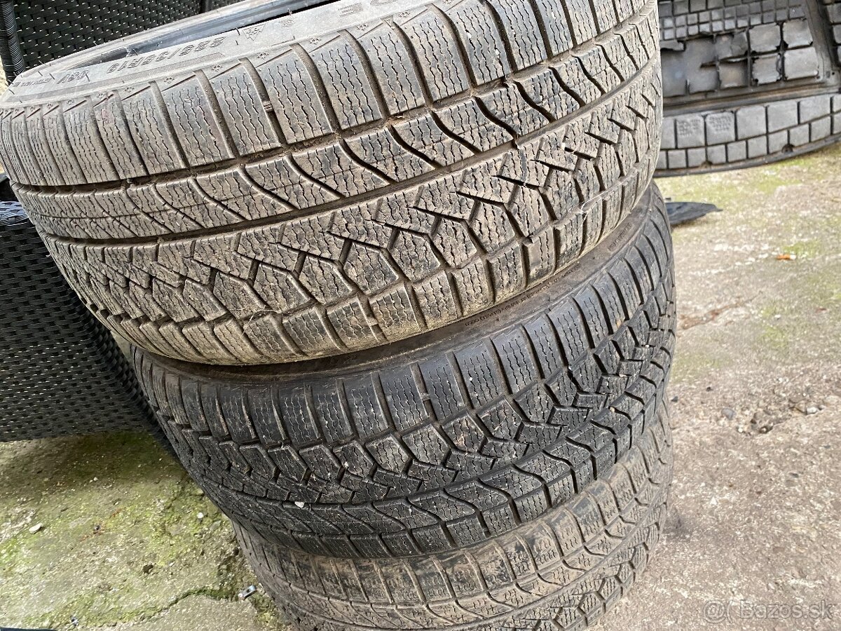 225/35 r19 88V