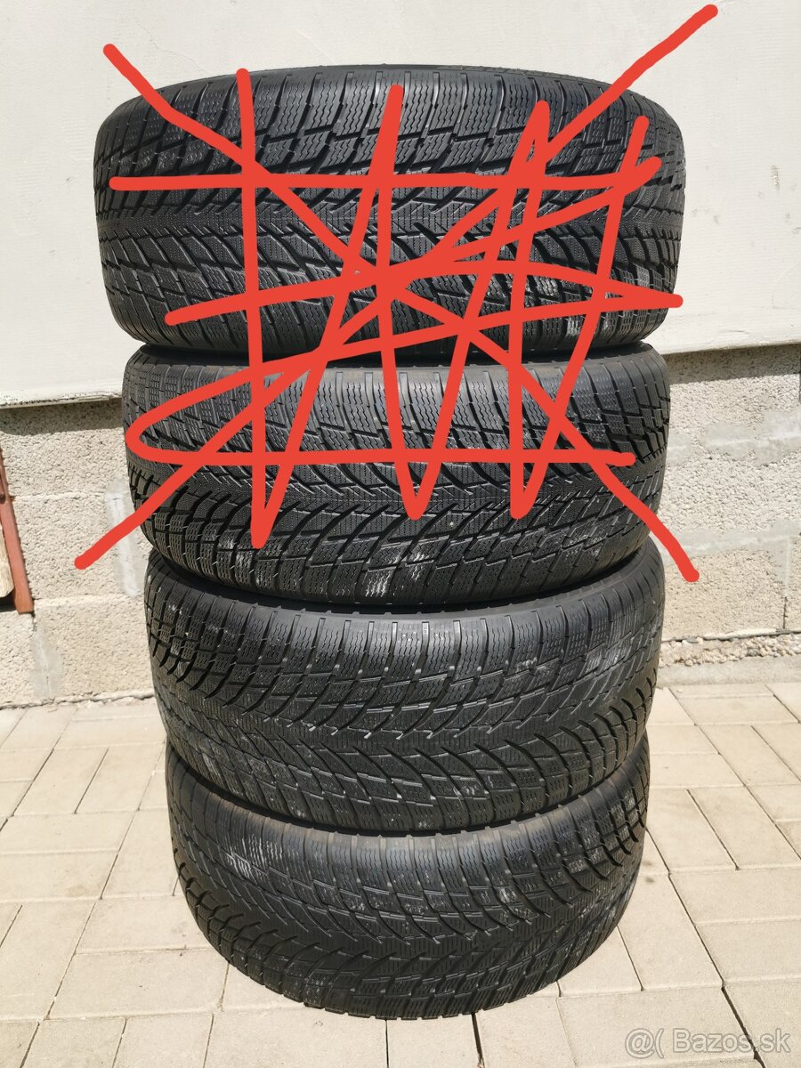 Nokian Zimné 245-45-r18