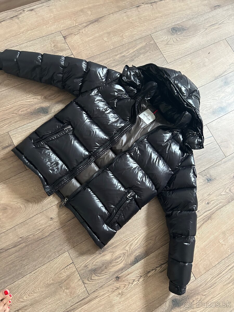 Pánska pérova bunda Moncler