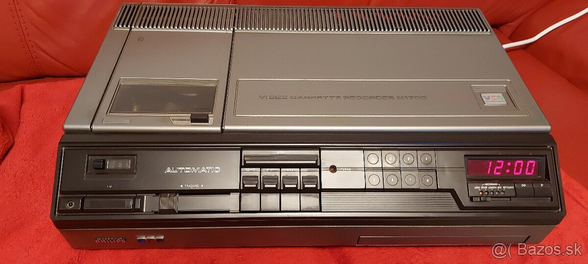 Predám vintage VCR videorekordér Philips N-1700