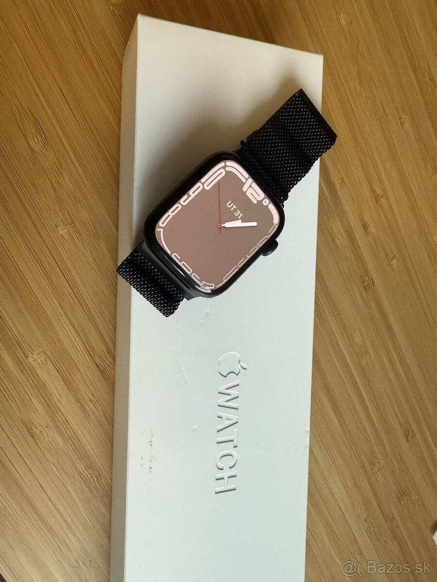 Apple Watch Series 8 45mm midnight aluminium case