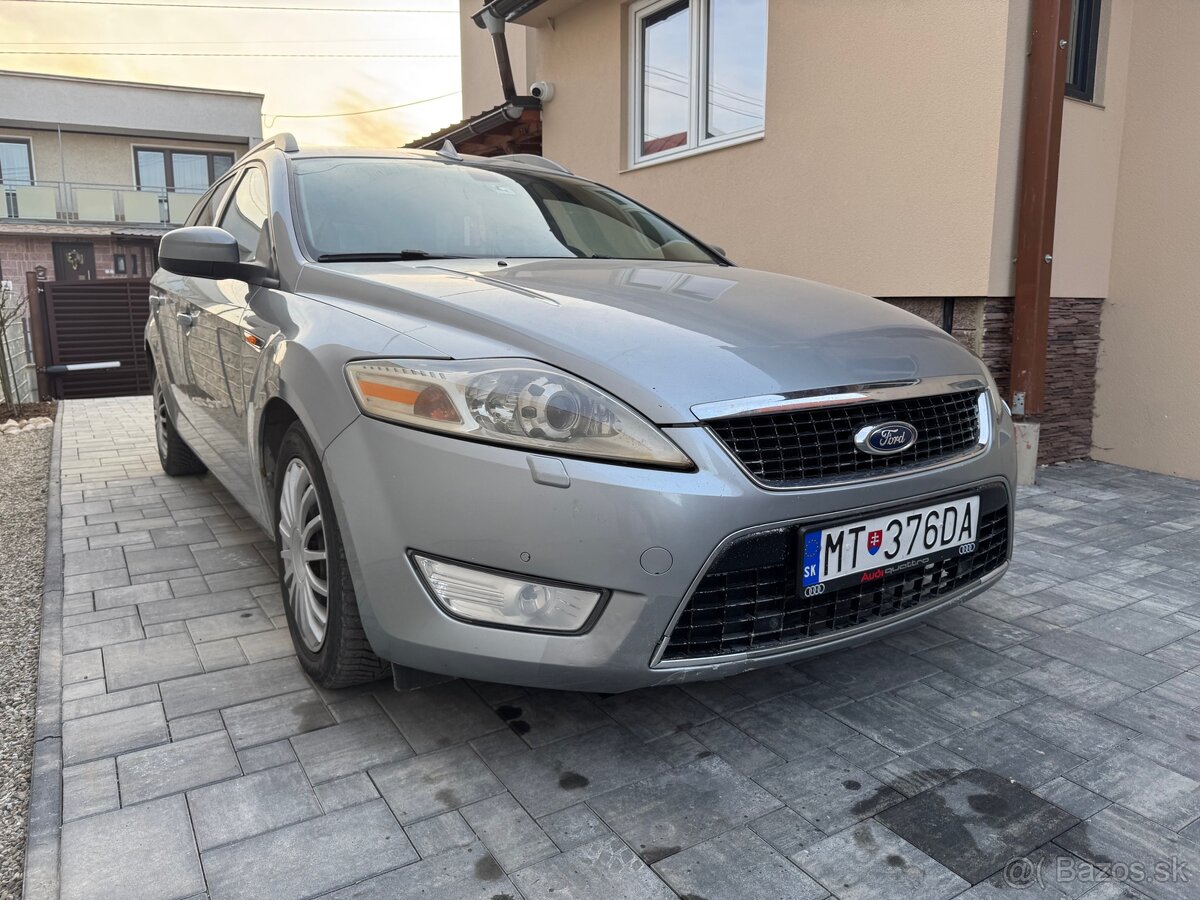 Ford Mondeo Combi . Titanium