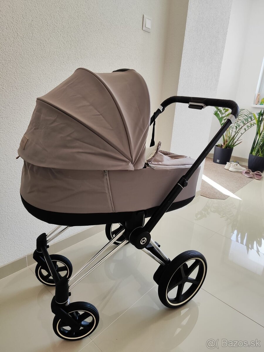 Cybex e-priam