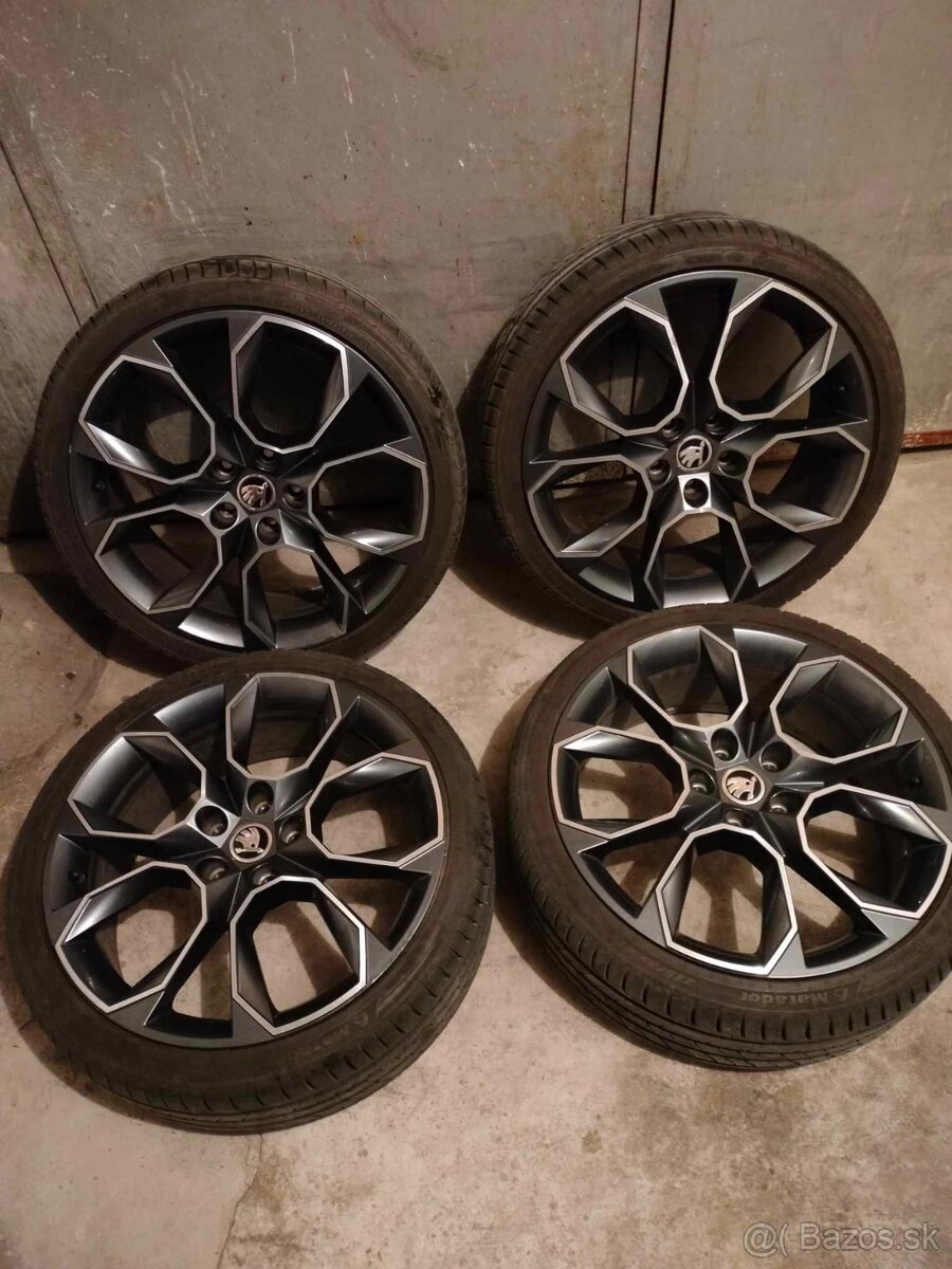 4ks alu disky orig. Škoda 5x112 R19 + zanovne letné pneu