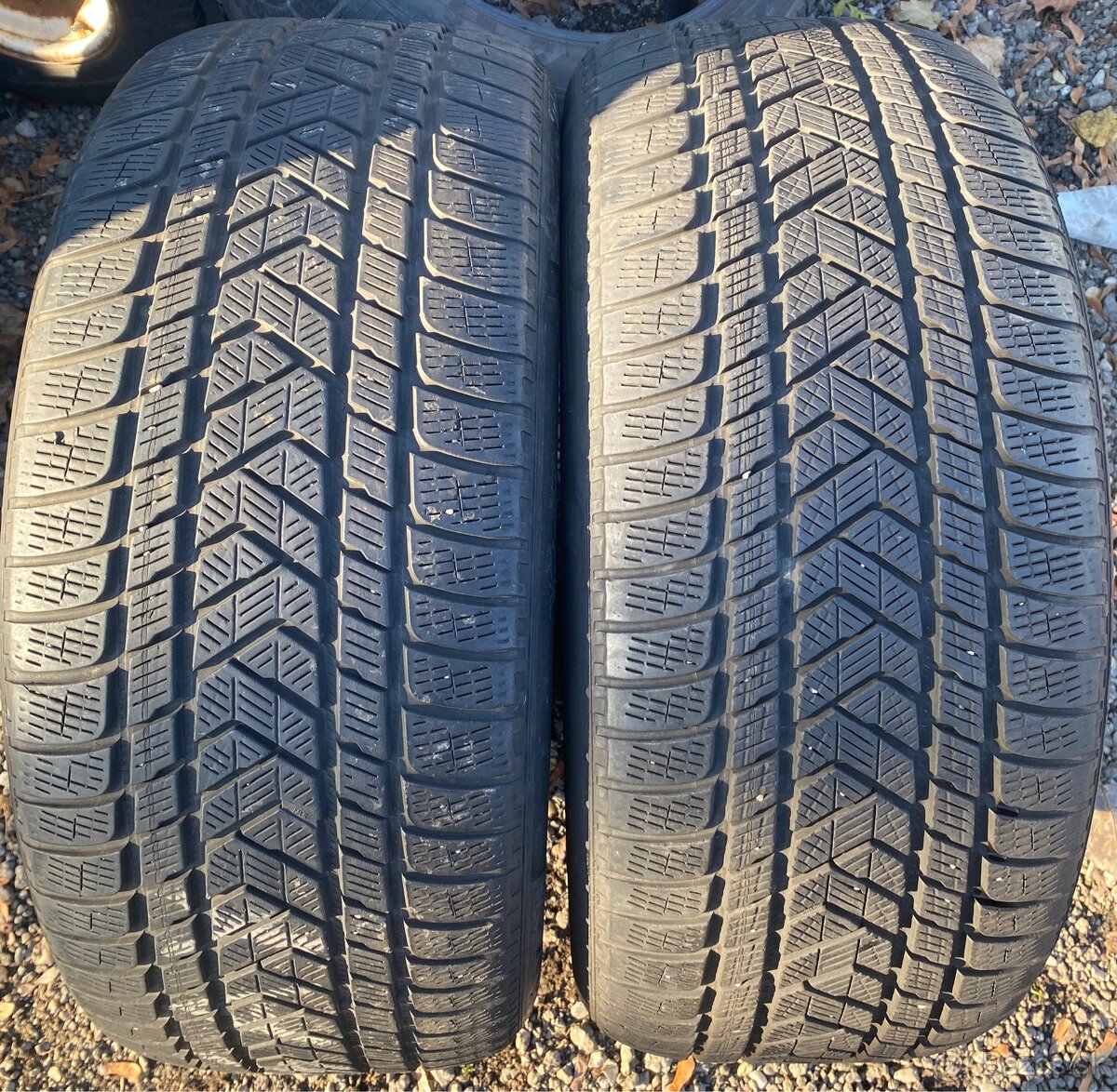 Zimné Pneu 2x 275/45 R21 107V