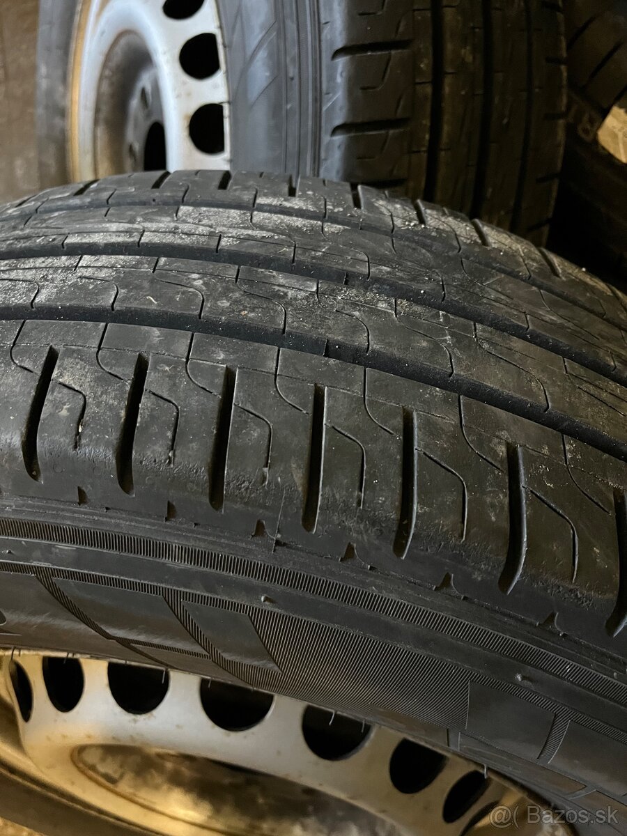 225/75 r16