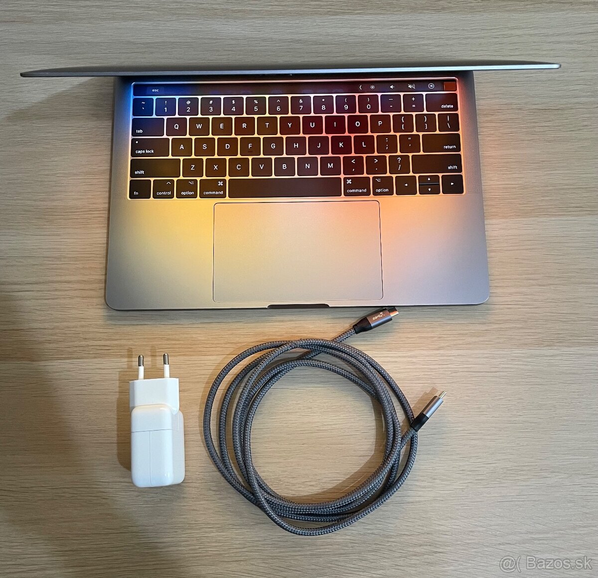 Apple Macbook Pro 2017 16GB RAM / 256GB SSD Touchbar