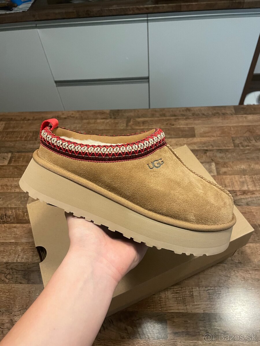 Ugg tazz chestnut 39