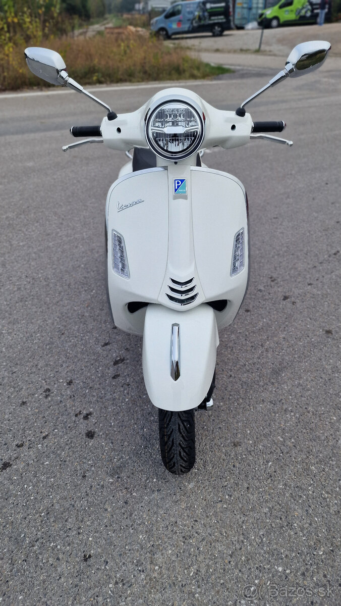 Vespa 300 GTS Super