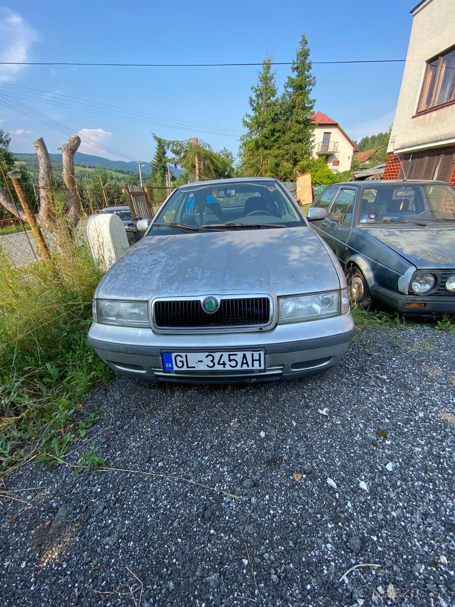 Škoda Octavia 1.6 benzín