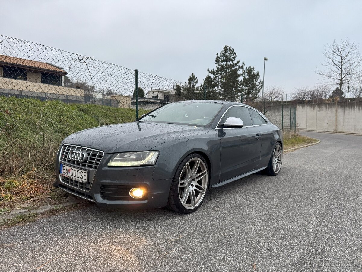 Audi S5 4.2 FSI V8 quattro tiptronic