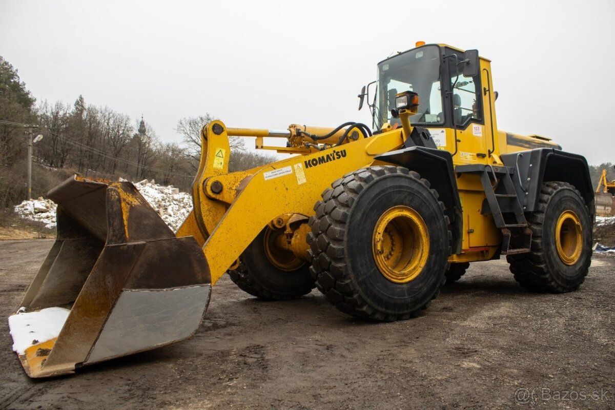 Nakladač Komatsu WA 380 WA380 (odp. dph)