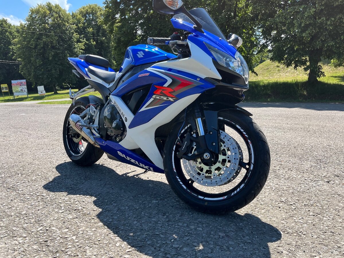 Predám suzuki gsx-r 750