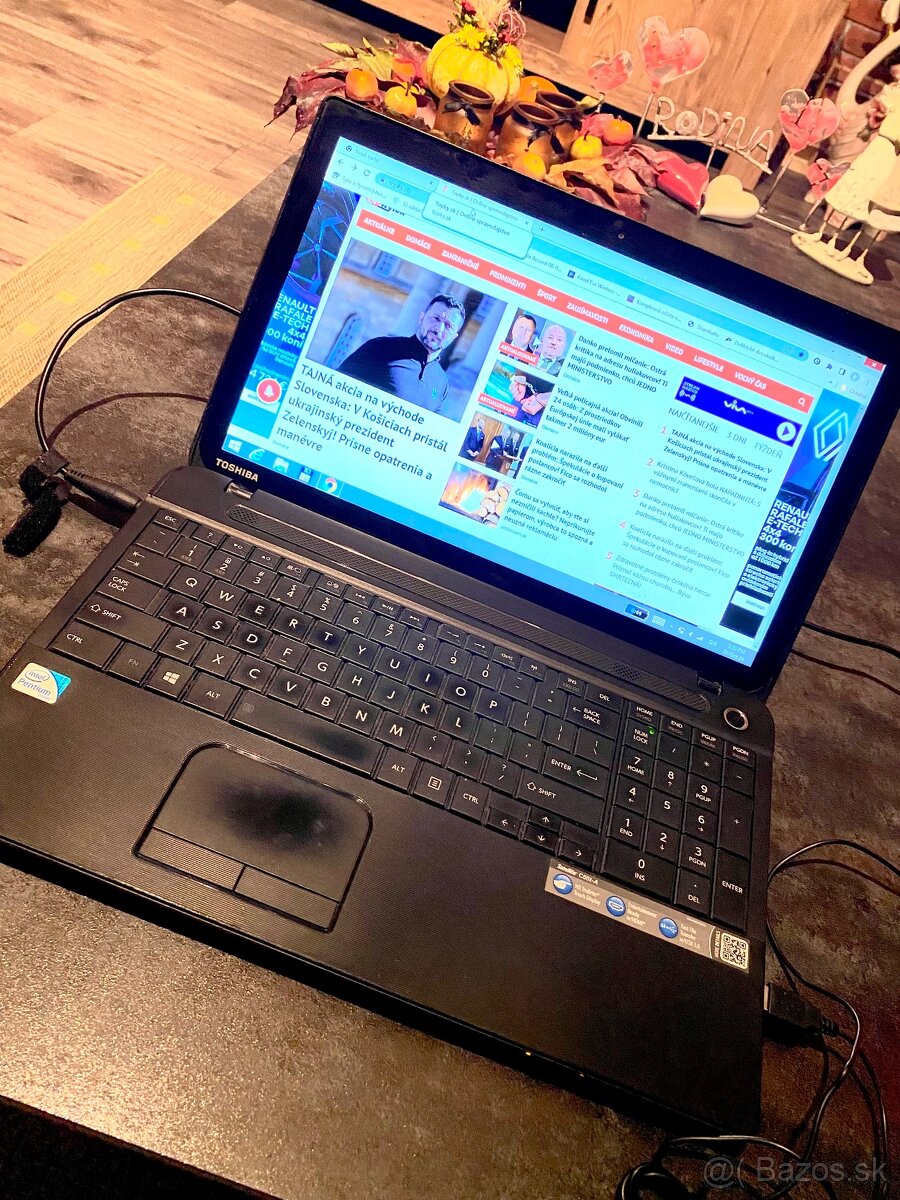 Predám notebook Toshiba s dotykovou obrazovkou