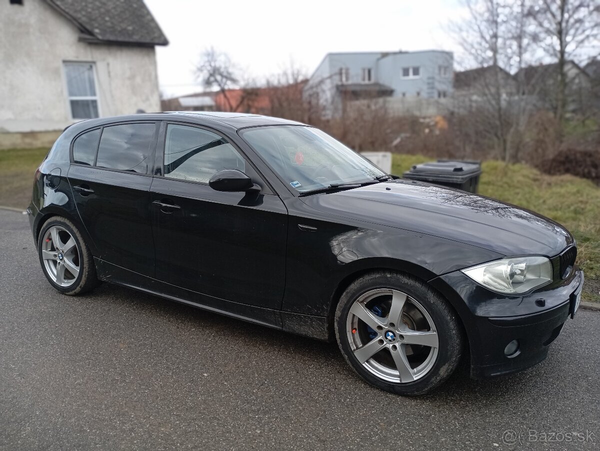 BMW 120i e87