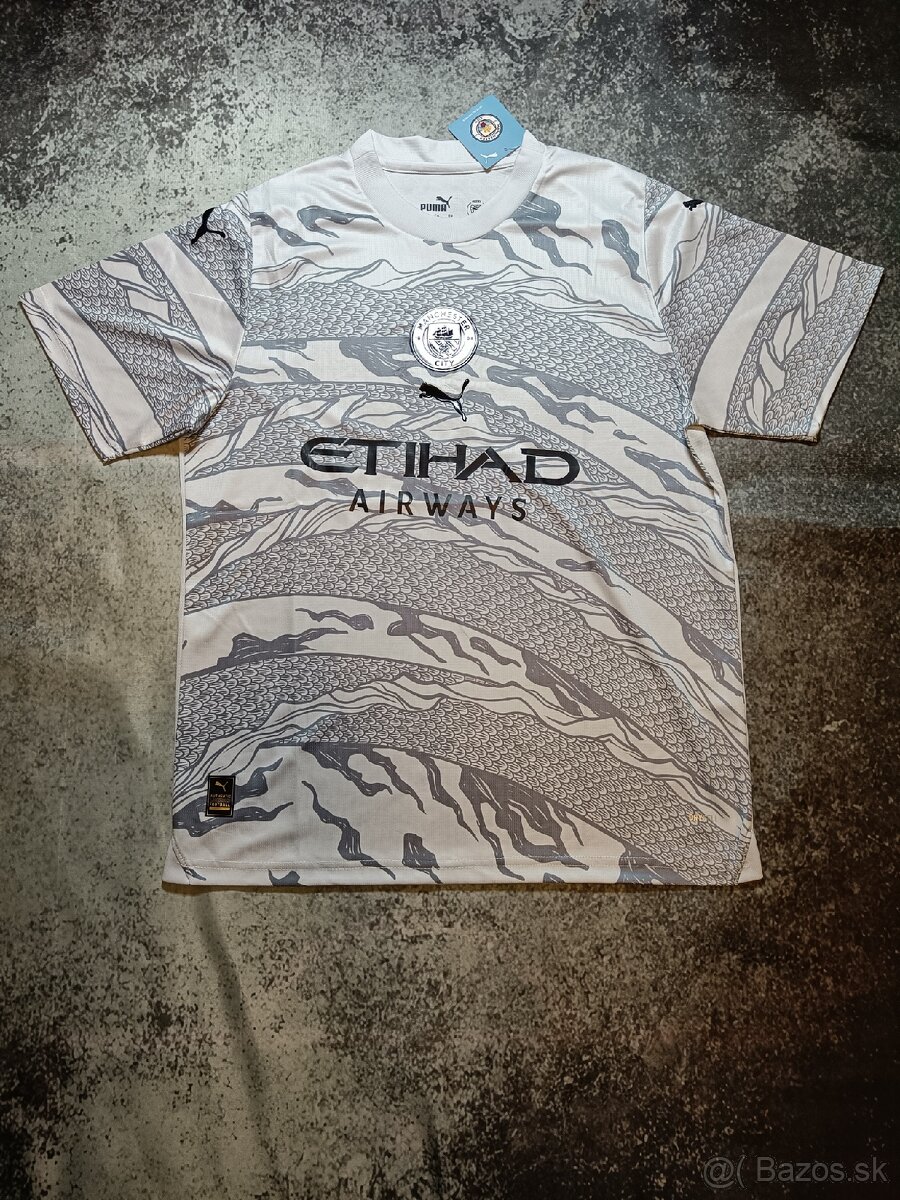 Manchester City year of the dragon jersey