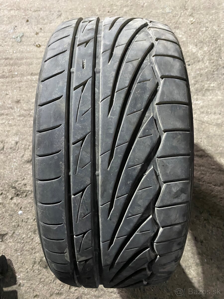 Toyo 245/40 R18 letné pneumatiky