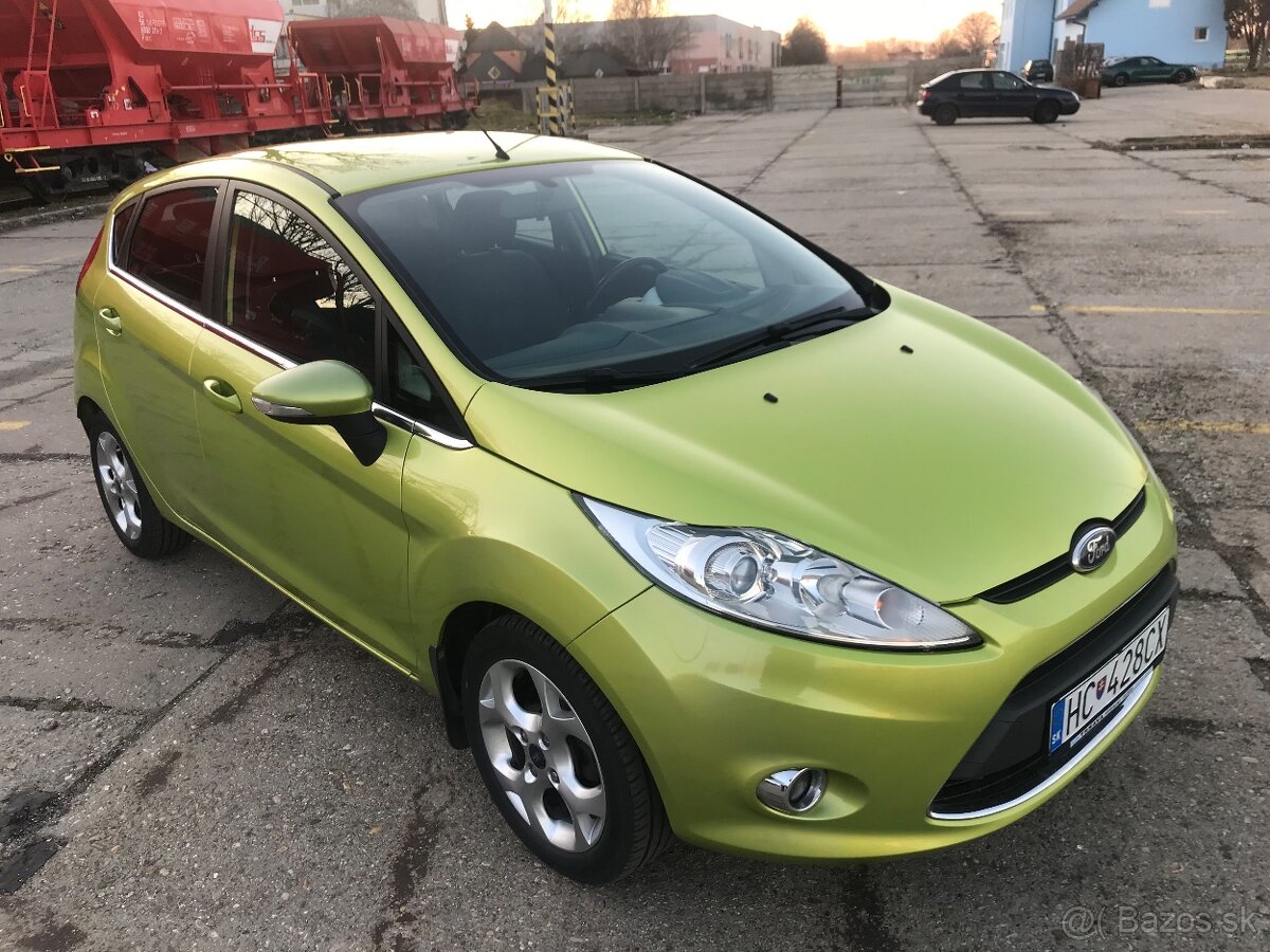 Ford Fiesta 1,25 benzin 60kw r.v 2010 kup,na Slovensku