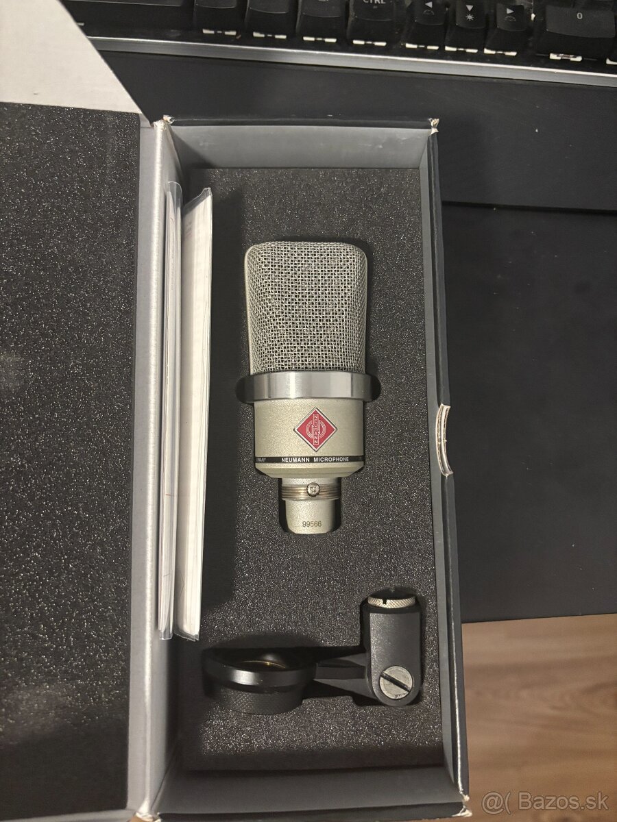 Neumann TLM 102