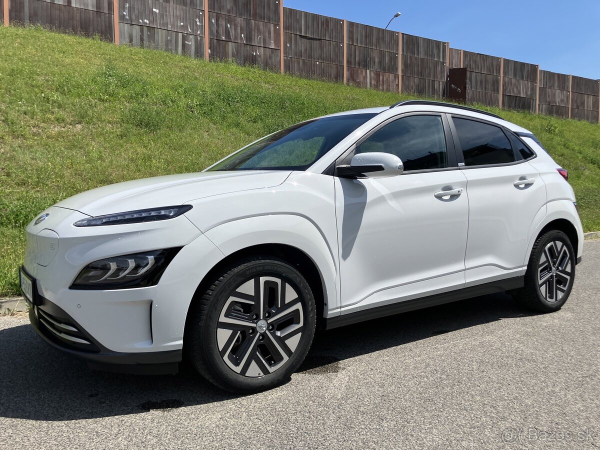 HYUNDAI KONA Electric 150 kW 64 kWh