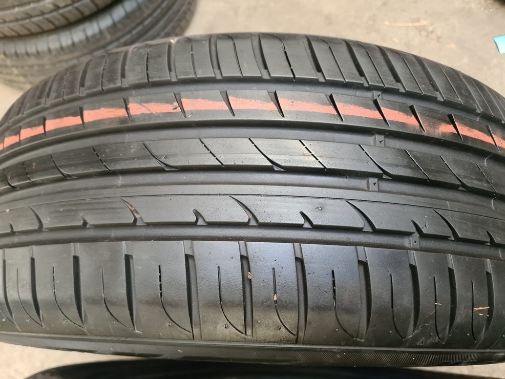 215/55r17 letné 2 ks HANKOOK dezén 7,3 mm