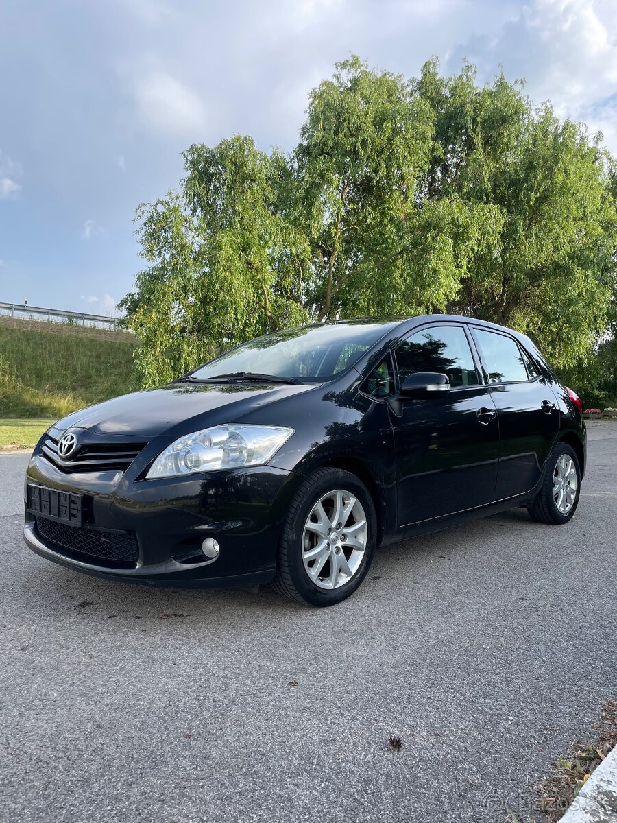 REZERVOVANE Toyota Auris 1.3 VVT-I Benzin Dovoz Taliansko