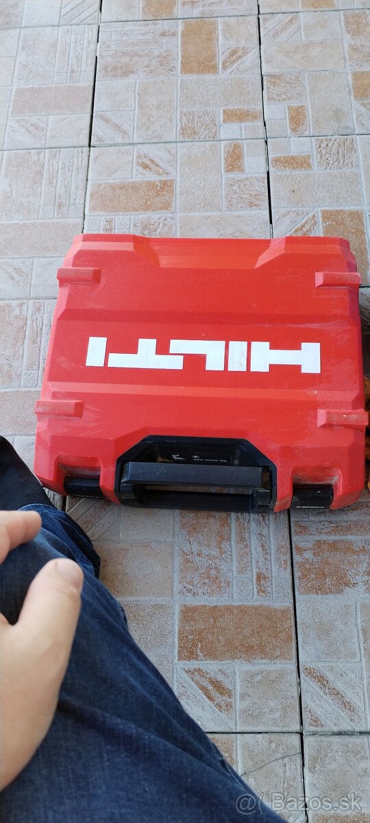 Skrutkovač Hilti